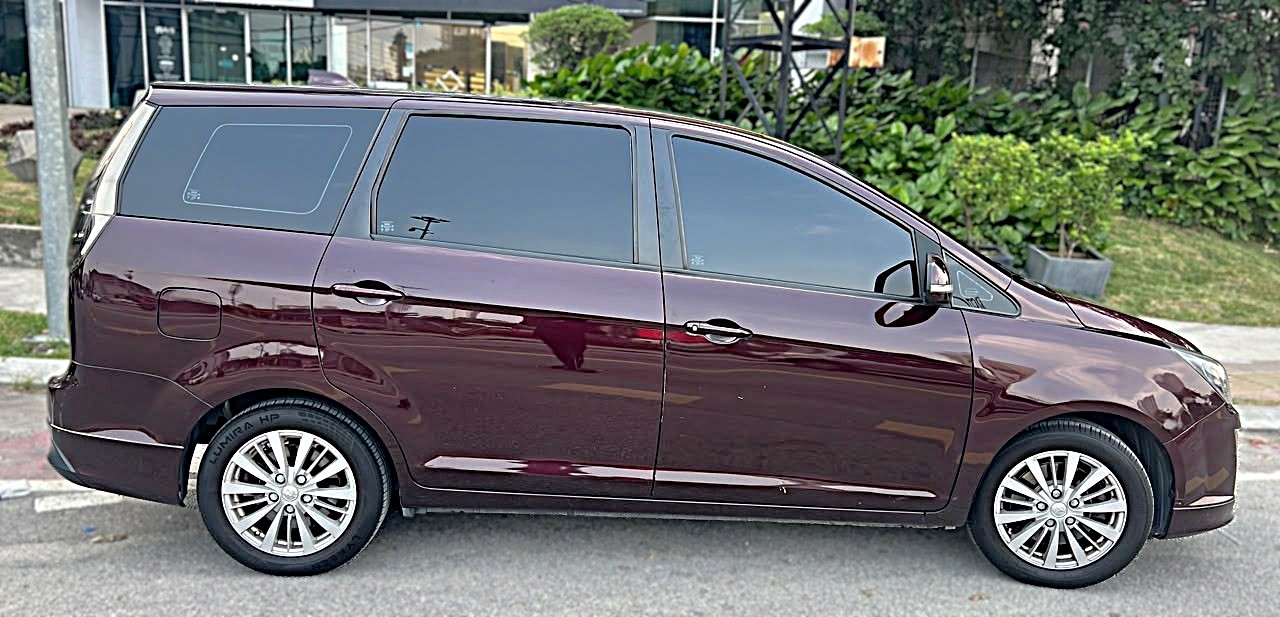 akb kereta sewa exora